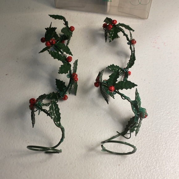 Vintage Dept 56 Enameled Metal Holly Bell Candle Spirals - Picture 2 of 7